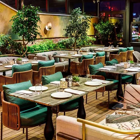 Hotel Cronton Design