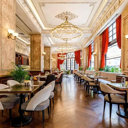 Cronton Design Hotel 5*