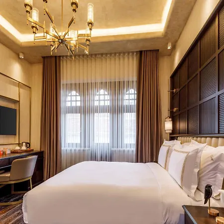 فندق Cronton Design 5*