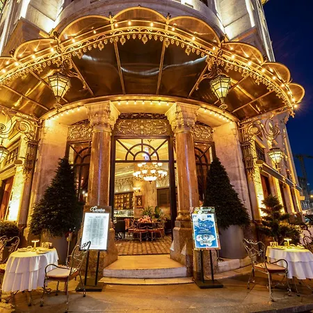 Cronton Design Hotel 5*