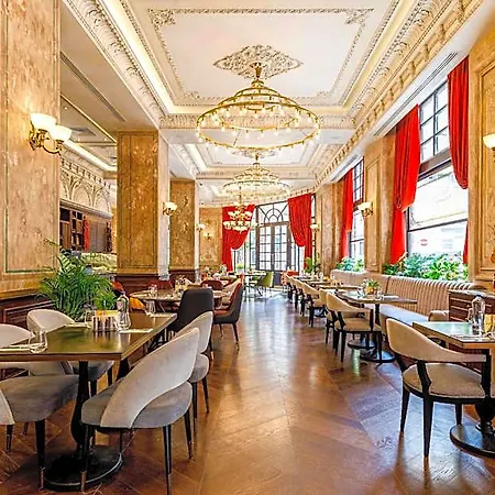 Hotel Cronton Design