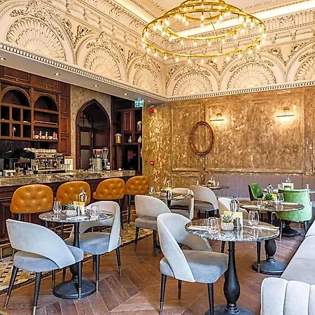 Cronton Design Hotel 5*