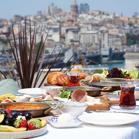 호텔 Cronton Design 5*