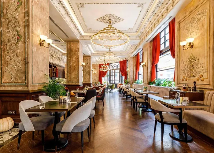 Cronton Design Hotel 5*