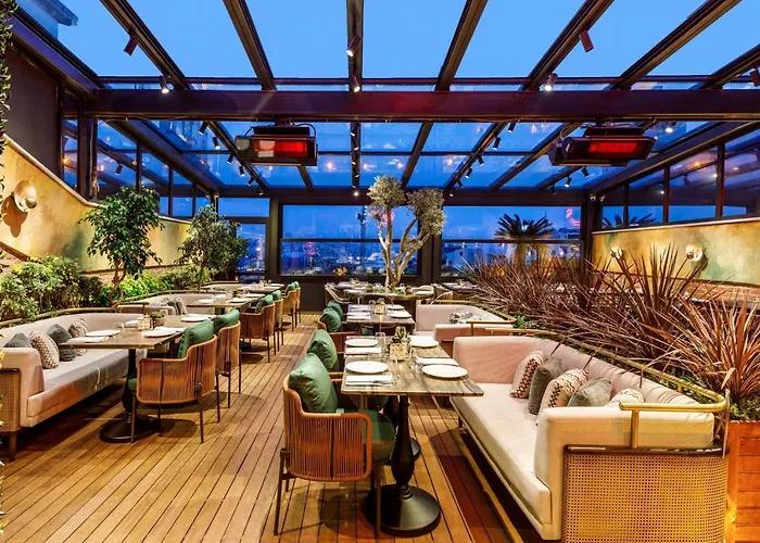 Cronton Design Hotel 5*