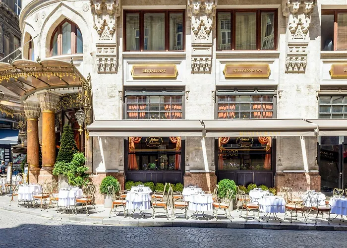 Cronton Design Hotel